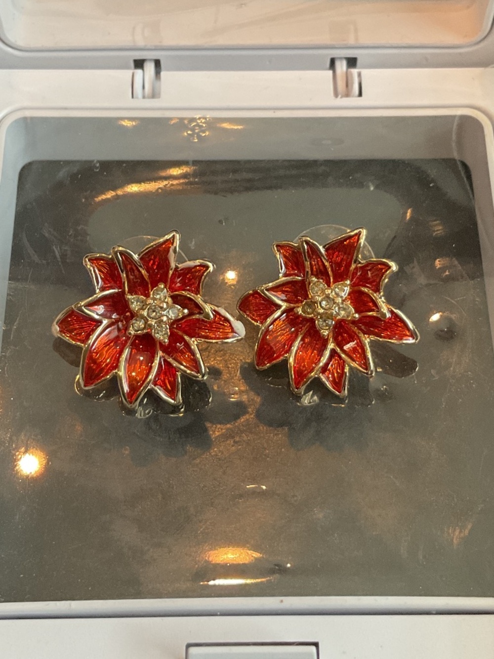 Poinsettia stud earings